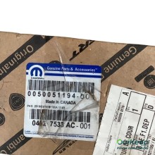 Rolka napinacza paska - CHRYSLER Pacifica - 04627533AC