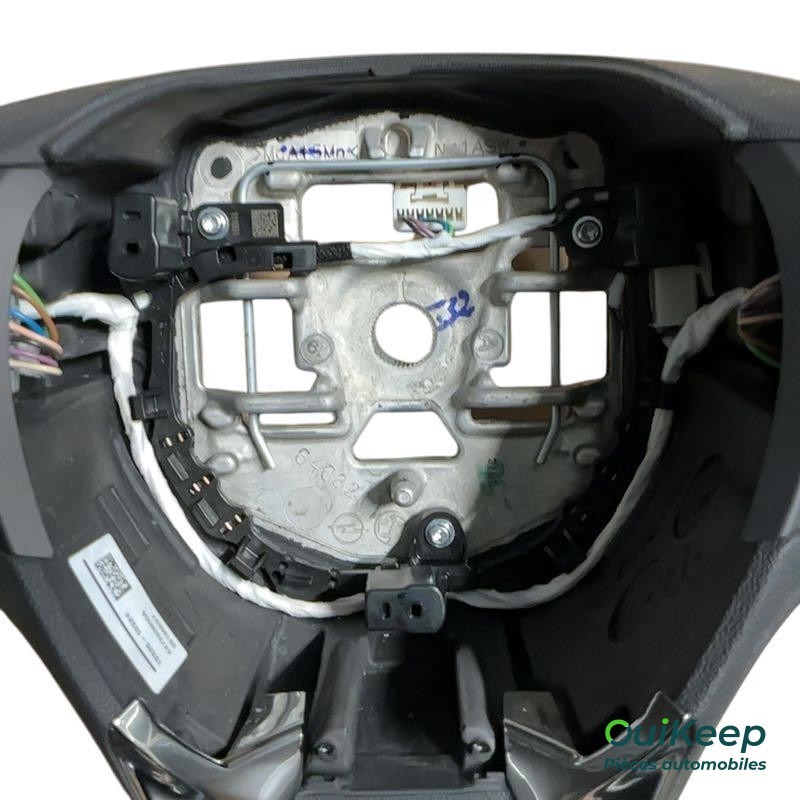 Stuur - OPEL Astra 6 - 98305825ZD