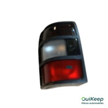 Rear fog lamp left - MITSUBISHI Pajero Montero - MB831089
