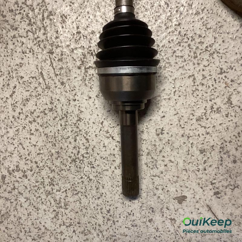 Antriebswelle links Kardankopf - HYUNDAI H-1 - 495004A100