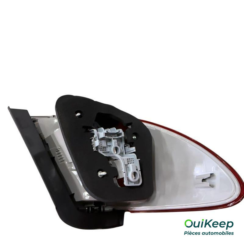 Luz trasera derecha - MERCEDES-BENZ Clase B - LLL041