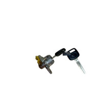 Fechadura da porta - TOYOTA Corolla E110 - 6905212530
