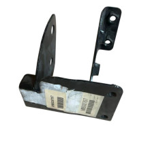 Halterung für Stoßstange vorne links - MITSUBISHI Montero Pajero - MB930707
