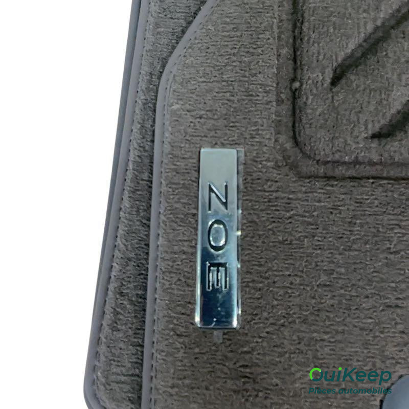 Tapis de sol - RENAULT Zoe - 8201574765